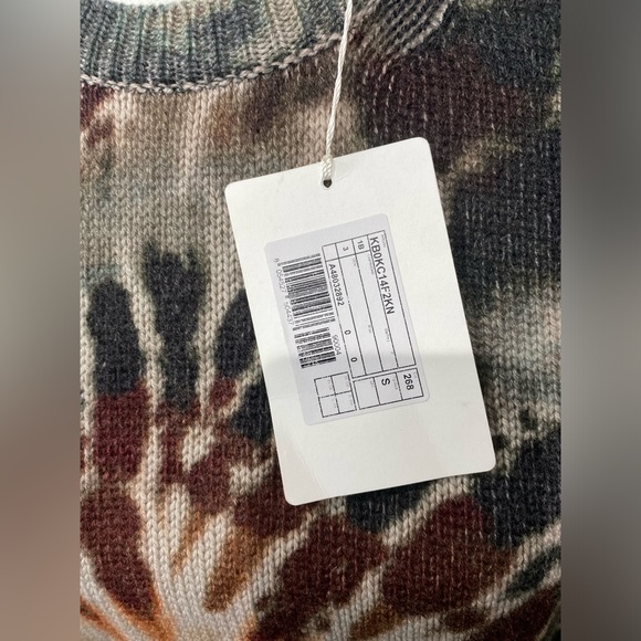 Valentino Tie-Dye Oversize Cashmere Sweater - Picture 4 of 10